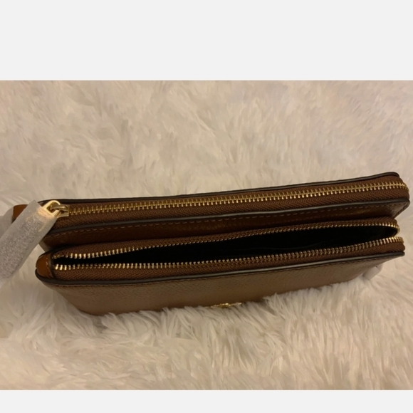 Coach Redwood/Brown Leather Wristlet with Dual Zippers - Picture 3 of 3